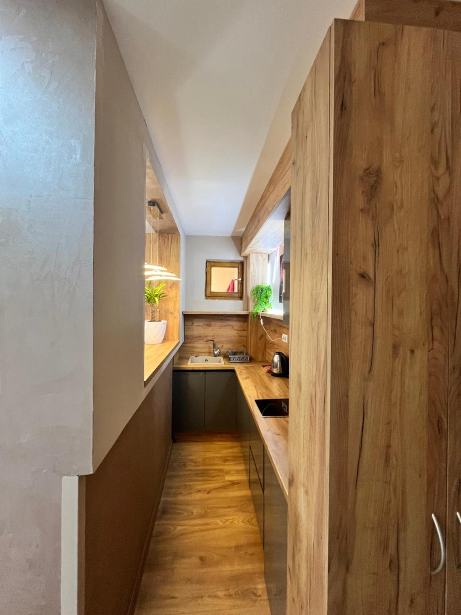 Apartman Irma Sweet SJJ Exterior photo